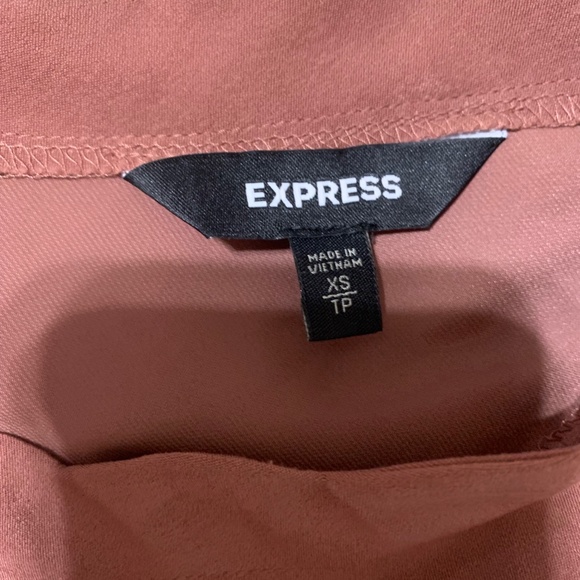 Satin Express Top NWOT - Picture 2 of 2